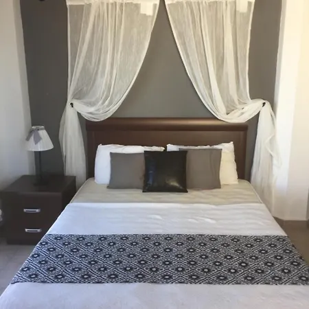 Elegant Villas 2/10 * Bodrum