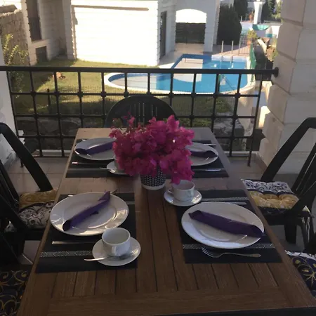 Elegant Villas 2/10 * Bodrum